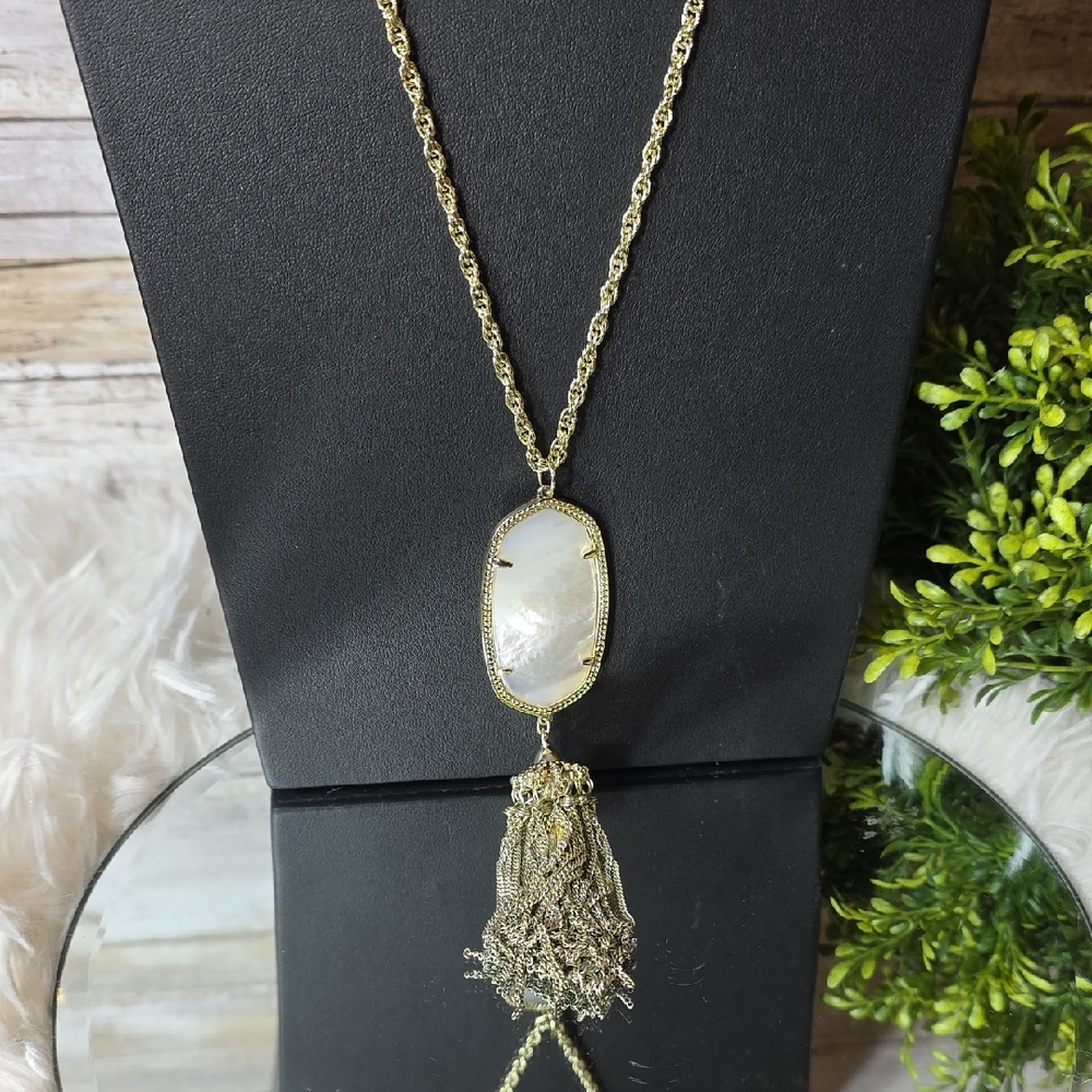 Kendra Scott Elegant Gold Necklace with MOP-look Pendant